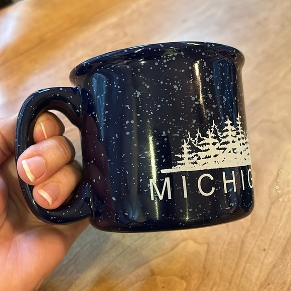 Michigan Camp Coffee Mugs Set of 2 14 oz - Picture 3 of 10
